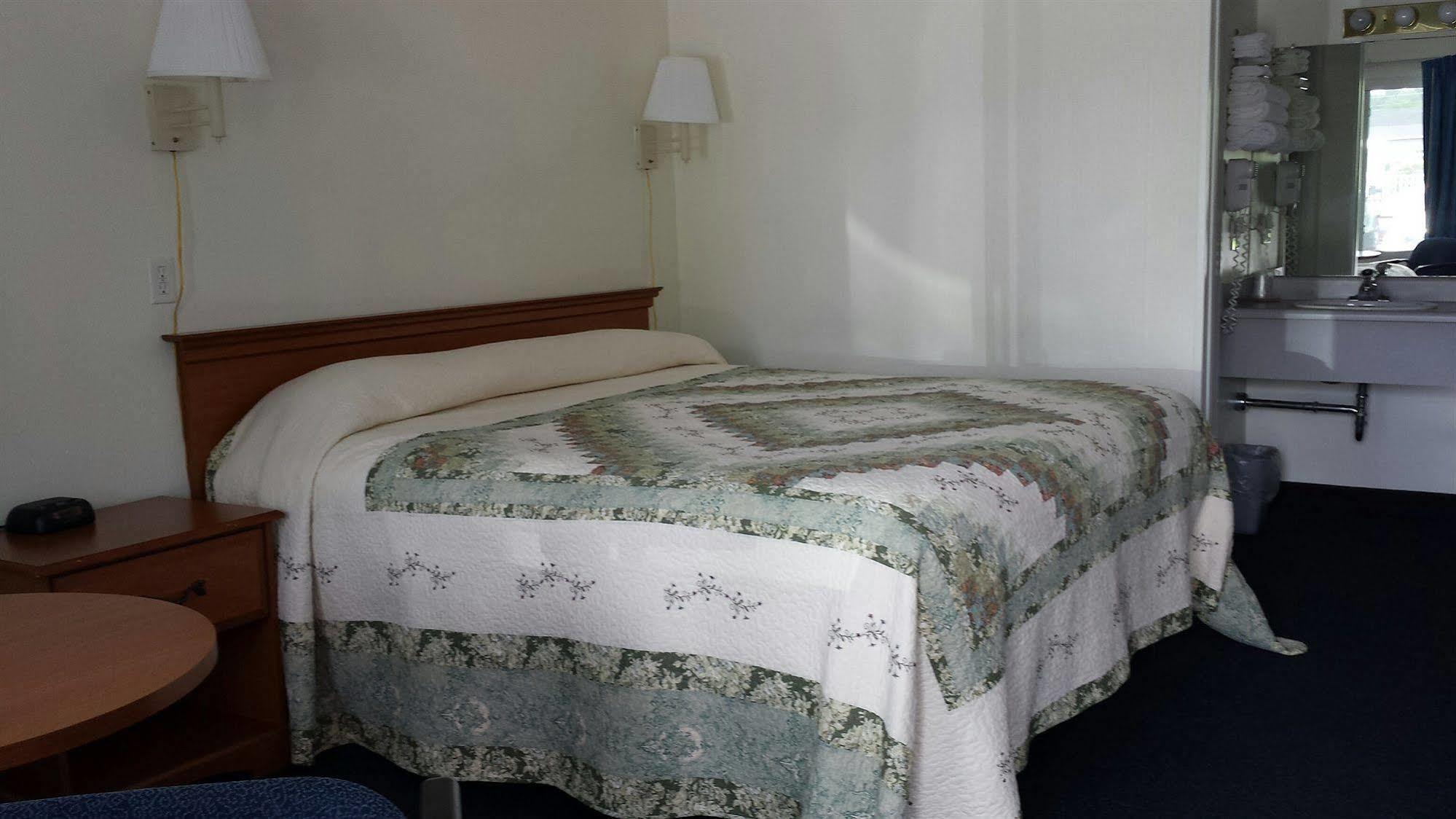 The Springs Motel Saratoga Springs Luaran gambar